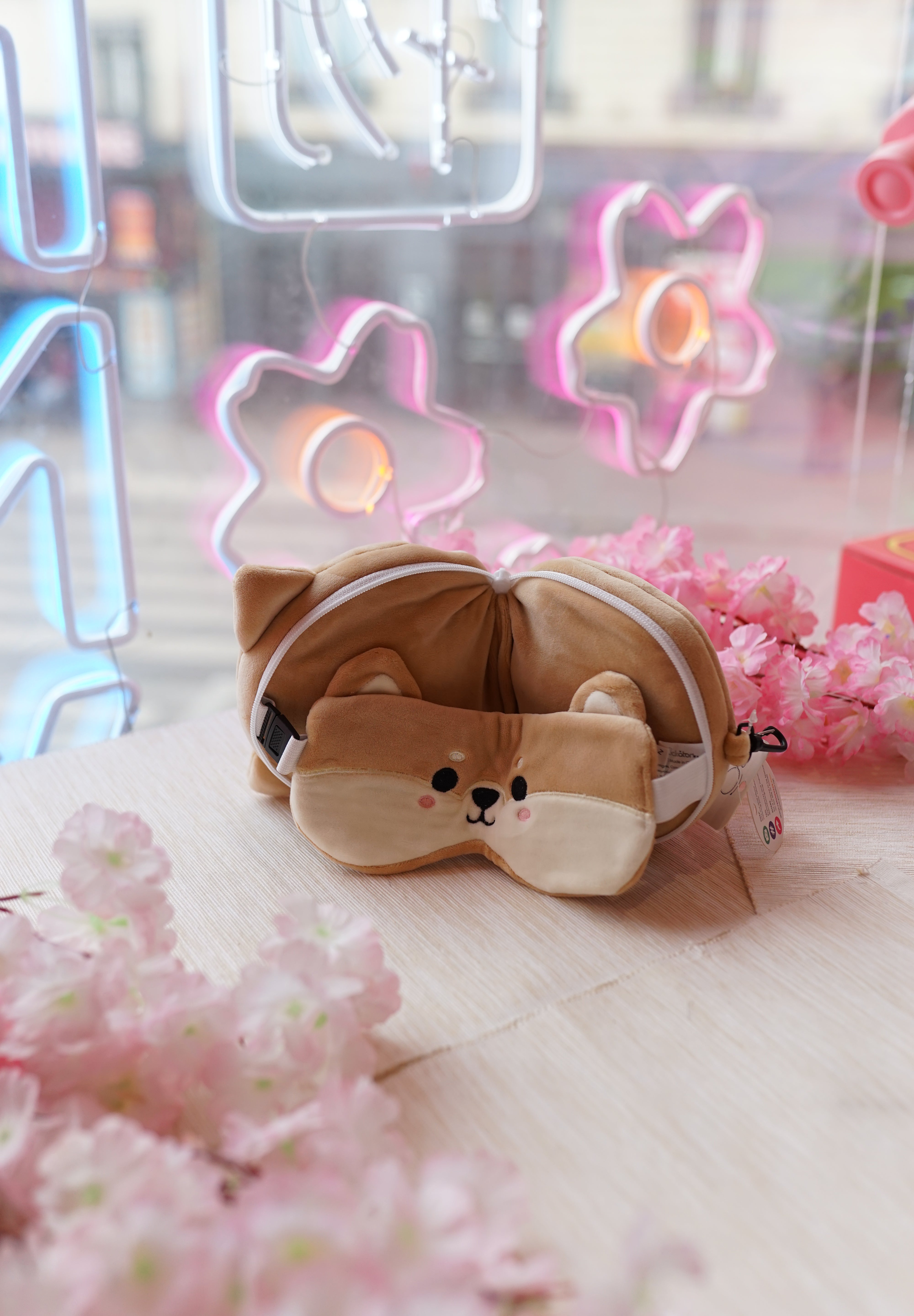 Coussin de Voyage  2-en-1 avec Masque Yeux - Shiba