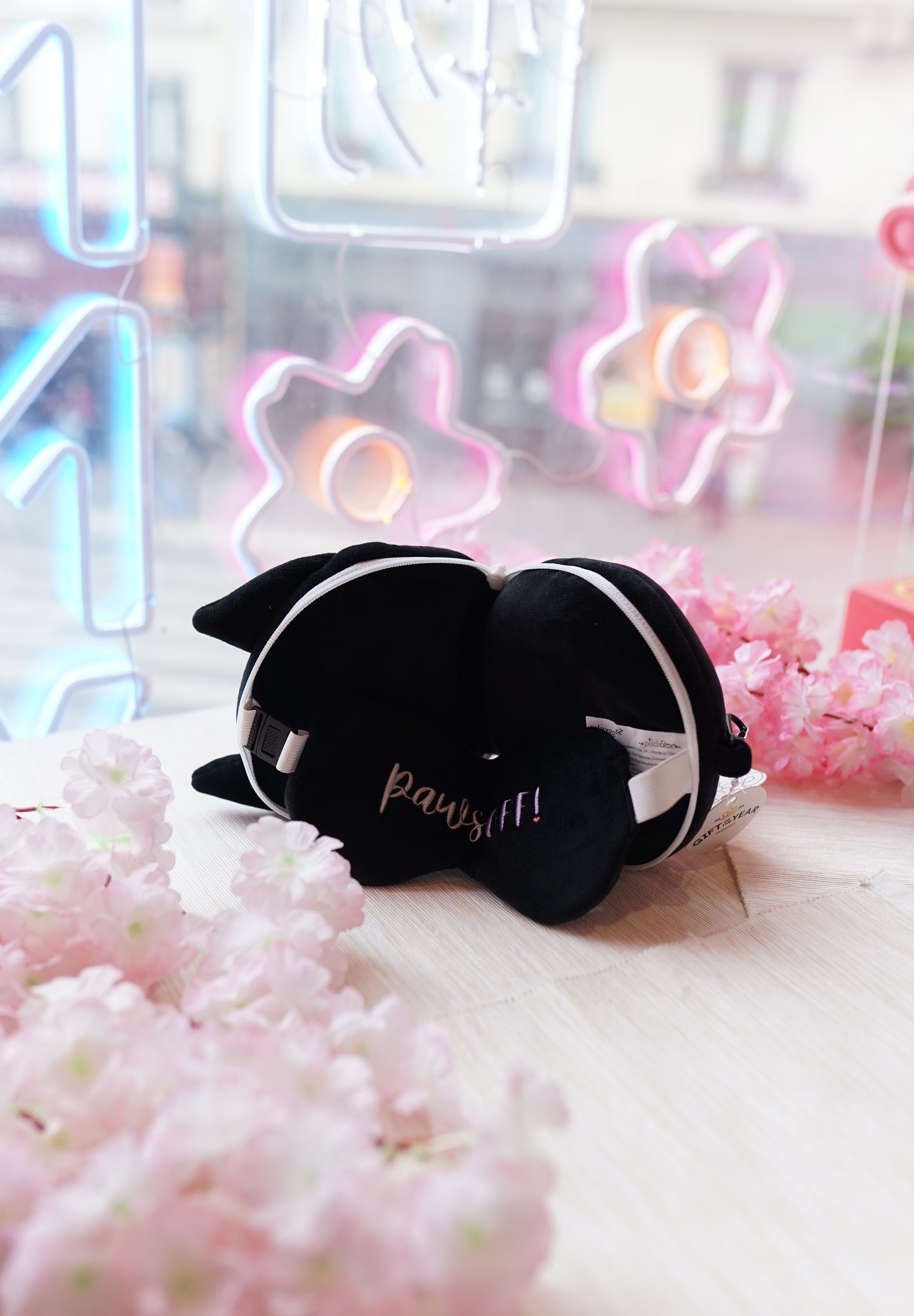 Coussin de Voyage 2-en-1 avec Masque Yeux - Kitty Noir