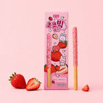 Snacks BT21 BTS Pepero au chocolat, des biscuits gourmands inspirés de l’univers K-pop et des personnages BT21 créés en collaboration avec BTS. Une gourmandise originale pour les fans de BTS, idéale pour découvrir des snacks coréens, se faire plaisir ou offrir un cadeau kawaii aux amateurs de culture coréenne.