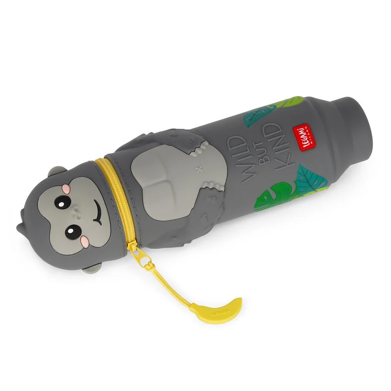 Trousse Legami gorille au design original et amusant, idéale pour ranger stylos, crayons et fournitures scolaires. Accessoire de papeterie kawaii pratique et tendance, parfait pour l’école, le bureau ou comme idée cadeau pour les fans de la marque Legami.