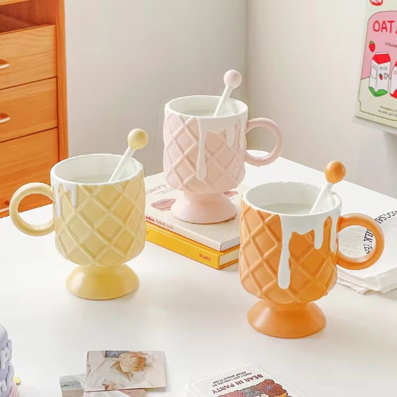 asse Kawaii Crème Glacée avec Cuillère - Marron